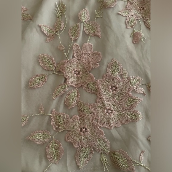 NWT Adrianna Papell Floral Embroidered Sheath Rose Gold Dress Size 12 - Picture 16 of 16